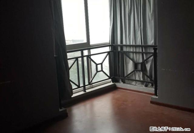 众鑫广场 三室两厅 简装 空2 热 办公装修 3800元 - 房屋出租 - 房屋租售 - 湖州分类信息 - 湖州28生活网 huzhou.28life.com